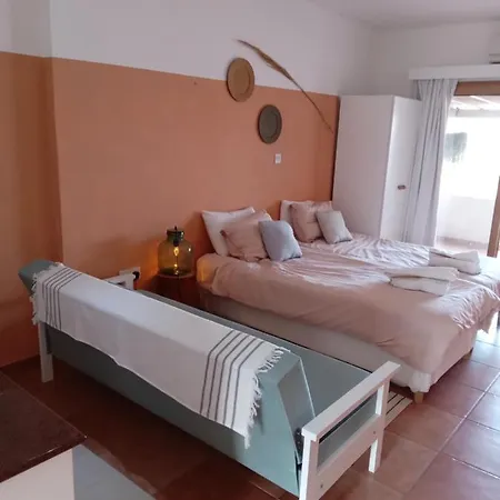 Hotel apartamentowy Blue Peter 3*